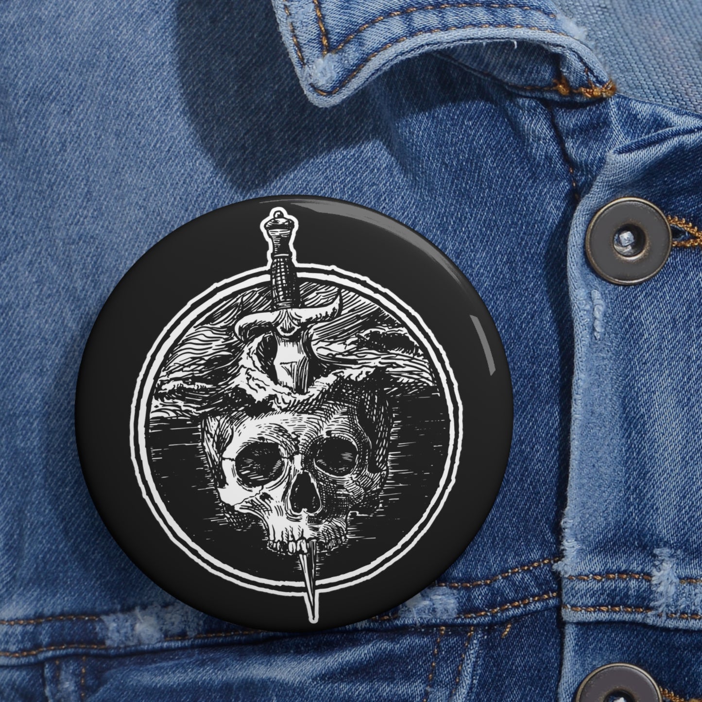 Pin (2 Sizes) | Sea of Treachery Sigil