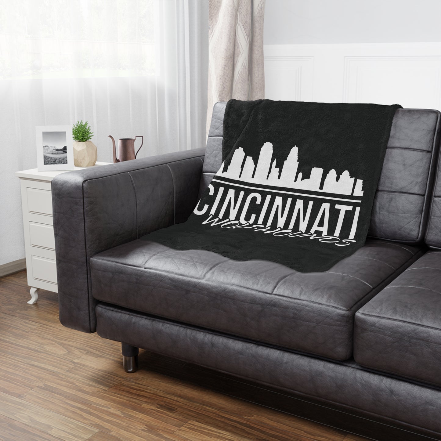 Minky Blanket Black | CRFC Wolfhounds Cityscape White